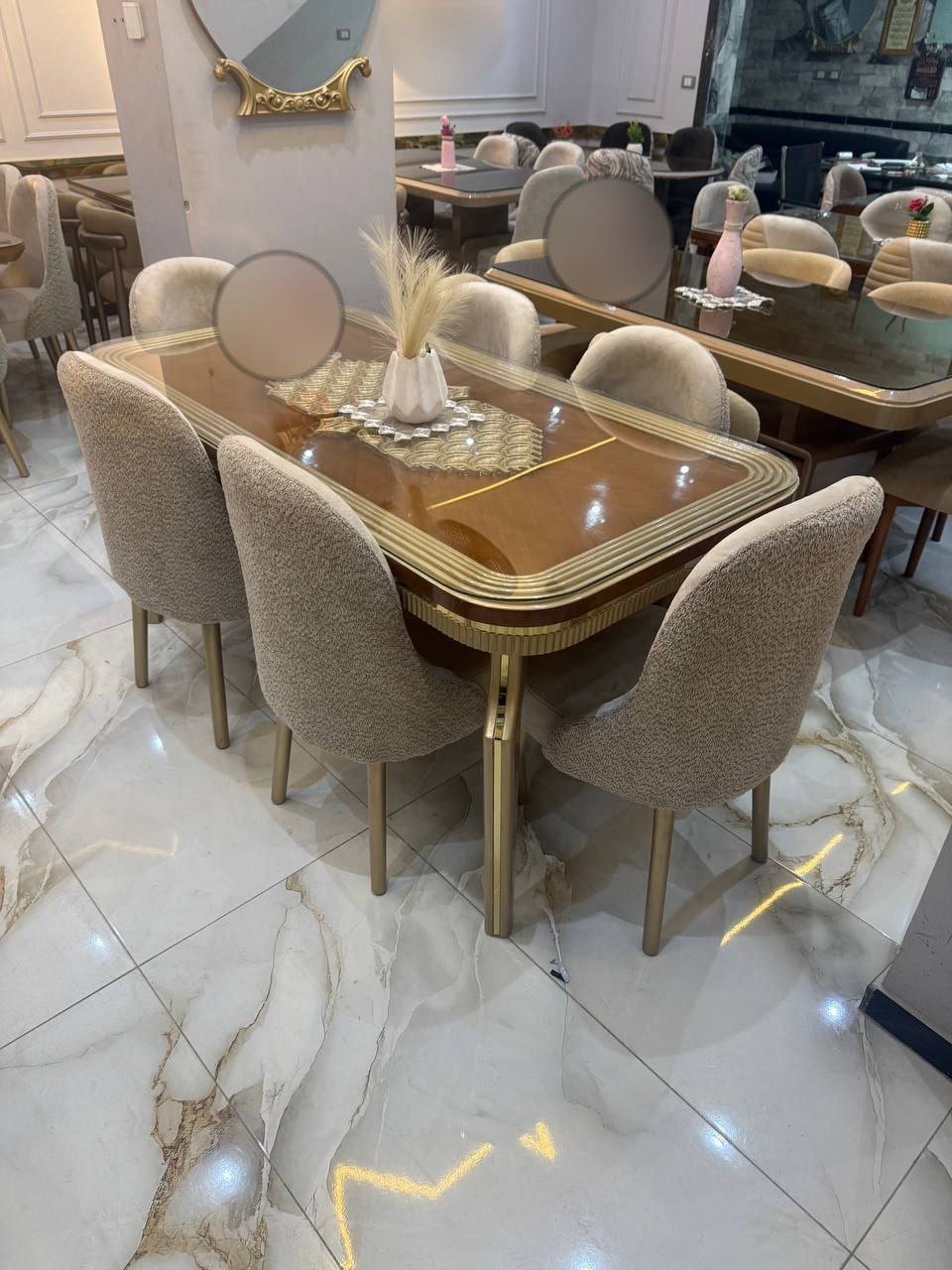 سفره تقيله زان احمر بالكامل