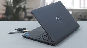 لابتوب Dell Latitude 3420 بمعالج Intel Core i5 من الجيل الحادي عشر