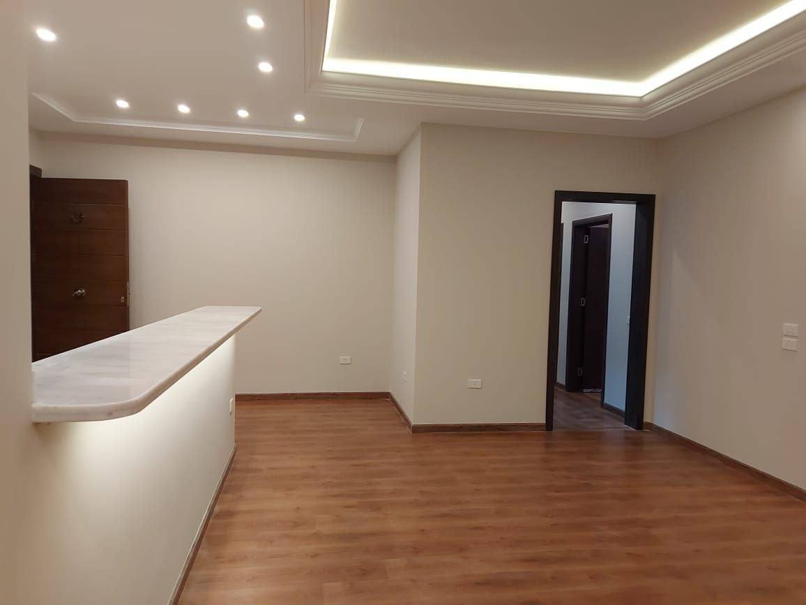 شقة للبيع بكمباوند جرين 5 (التوسعات الشمالية - زايد أكتوبر)محور البوليفار..تلكمباوند على مساحة ١٨ فدان ٤٨٤ وحدة سكنية..امام جراند هايتس