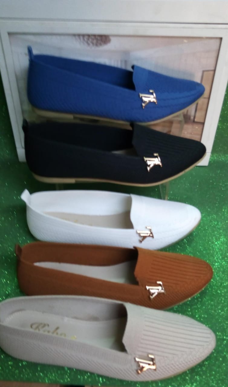 بلرينا تريكو حريمي 100 اقل كمية 5 قطع * 100ج  = 500ج