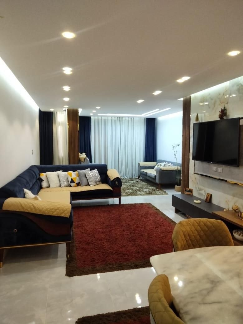 للبيع شقة بمساحة 125 متر   ⭐️ عماير العقاريه _ شارع آل عثمان _ بجوار كمبوند معمار المرشدي