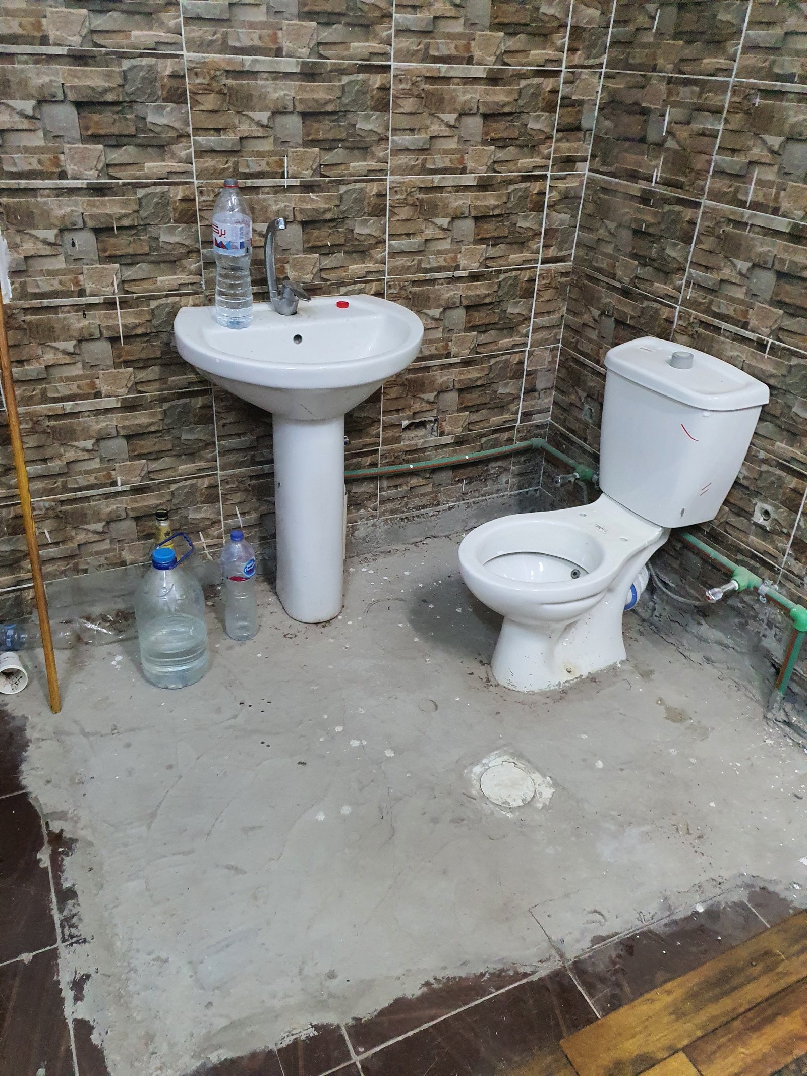 حوض وقاعدة حمام استعمال اقل من شهر