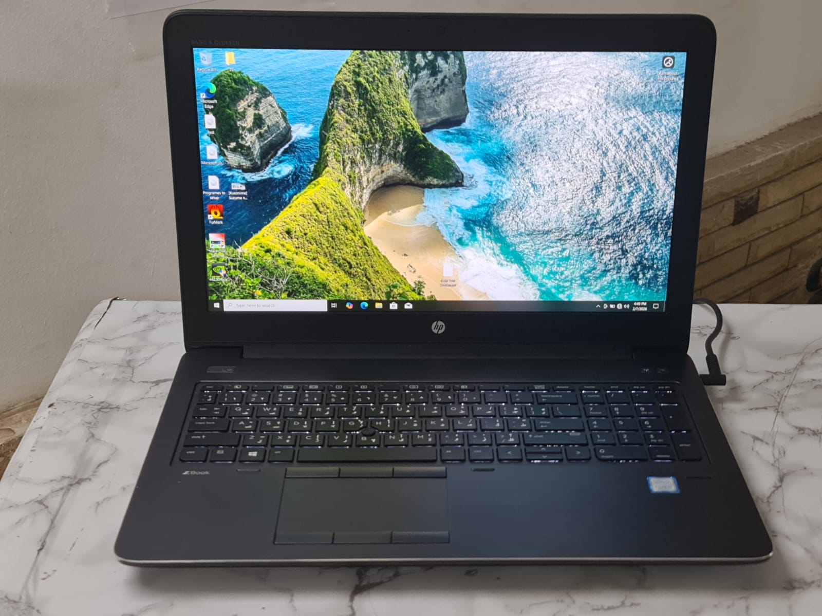 HP ZBOOK 15 G4 – i7 7820HQ-hdd 512 ssd – 16 ddr4- NVIDIA M1200