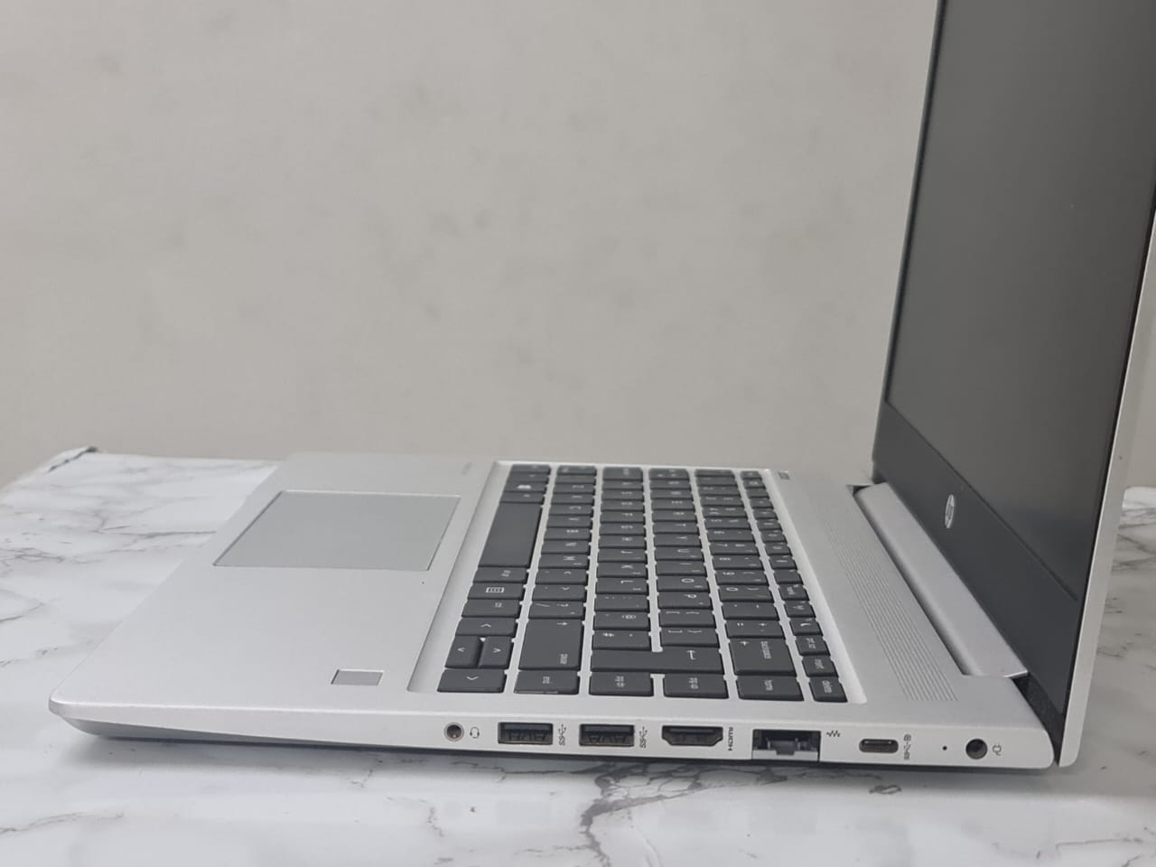 HP ProBook 445R G6 Laptop – 14″ FHD Display – 2.1GHz AMD Ryzen 3 3200U Quad-Core – 8GB DDR4-256GB SSD – Win10 pro