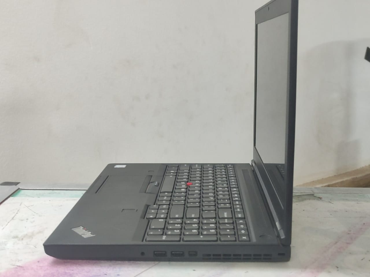 Lenovo P50 – Intel Core I7-6700Hq @ 2.70 Ghz – 500 Gb ssd – 16 Gb Ddr4 القوي الشرس للألعاب والجرافيك – من افضل الاجهزة الورك استيشن - 3