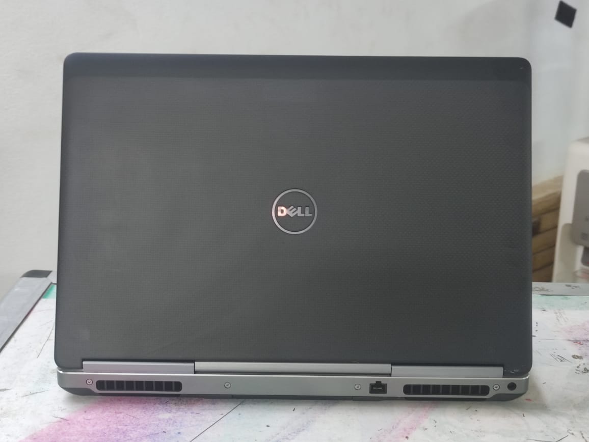 Dell Precision 7720 بكارت فيجا انفيديا 8 جيجا فعليp4000 nvidea – من بعد اليوم مفيش مستحيل – مفيش حاجة اللابتوب مش هيعملها - 3