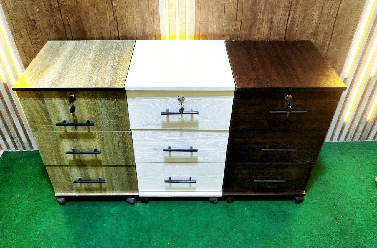 وحده ادراج ٣ درج بمفتاح