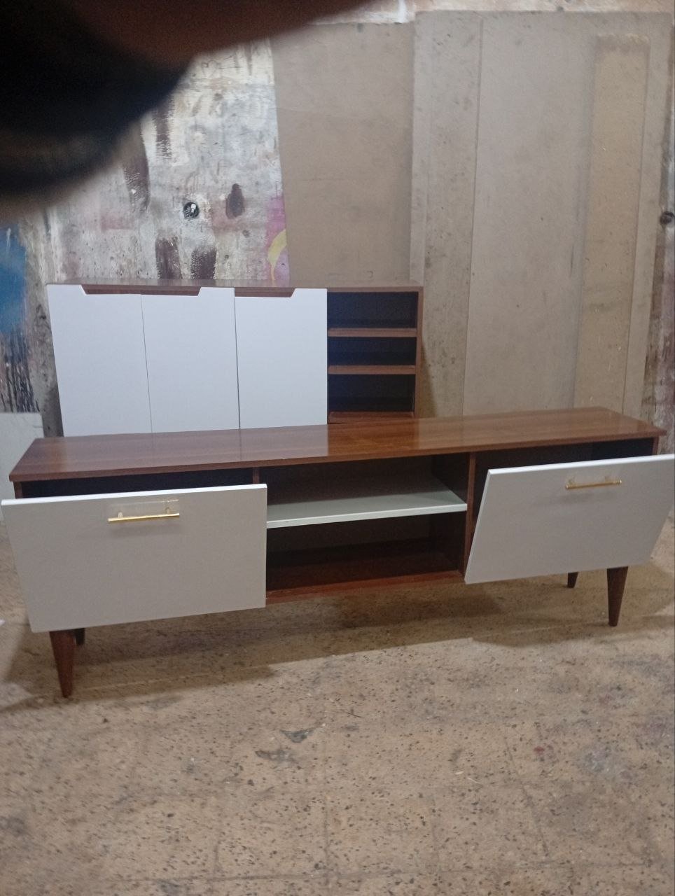 تريبزة شاشة خشب ميلامين  تركي مستورد😍😍