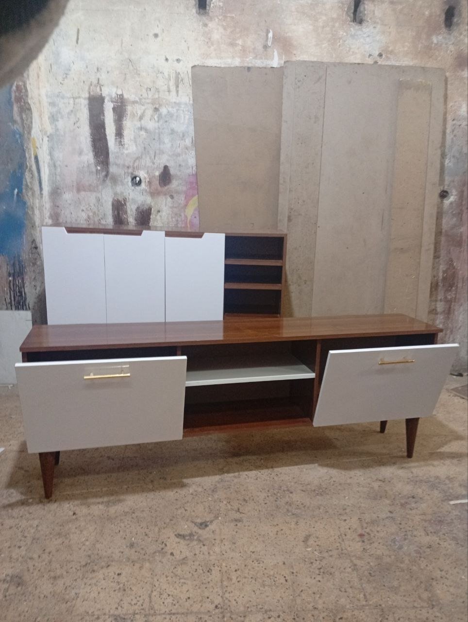 تريبزة شاشة خشب ميلامين  تركي مستورد😍😍