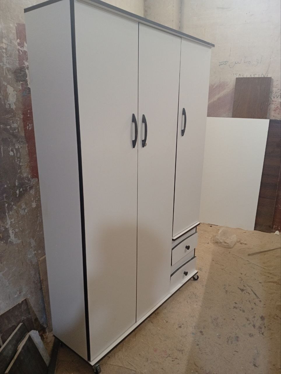 دولاب ٣درفه بسعر مصنع مباشر ♥️🥳