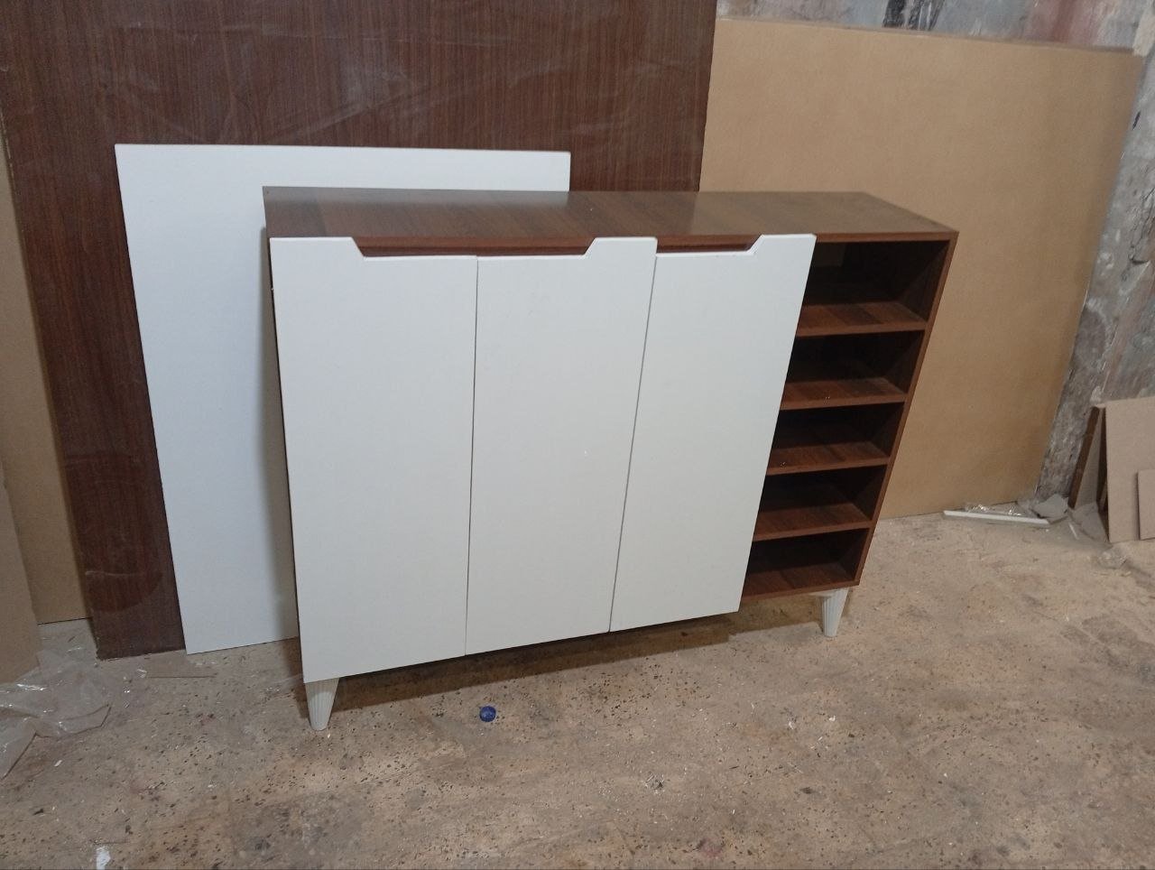 بوفيه او جزامه الترند قطعه اثاث  متعدده الاستخدام   قطعه عمليه وشيك