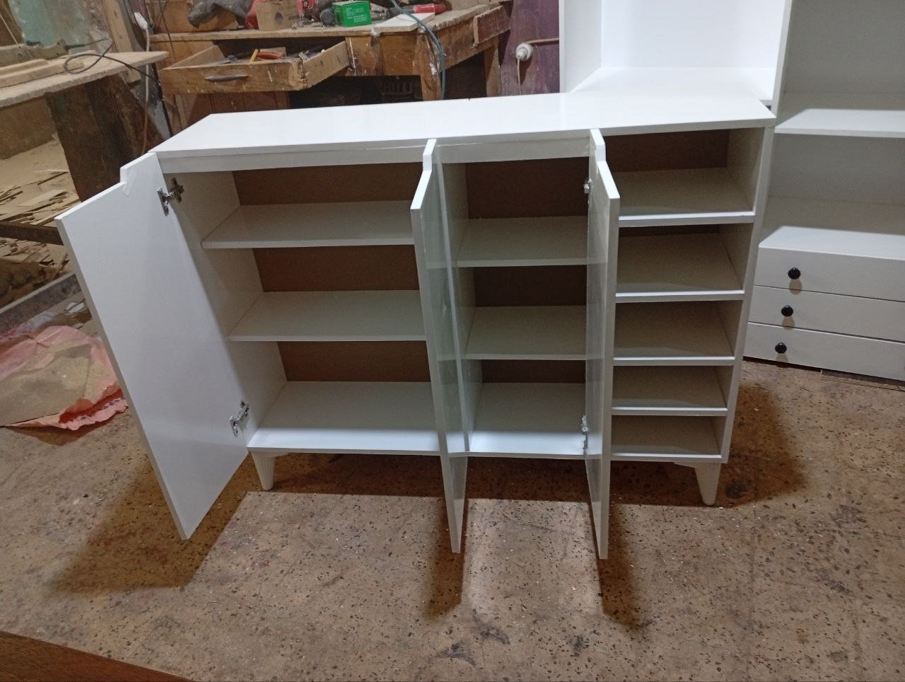 بوفيه او جزامه الترند قطعه اثاث  متعدده الاستخدام   قطعه عمليه وشيك