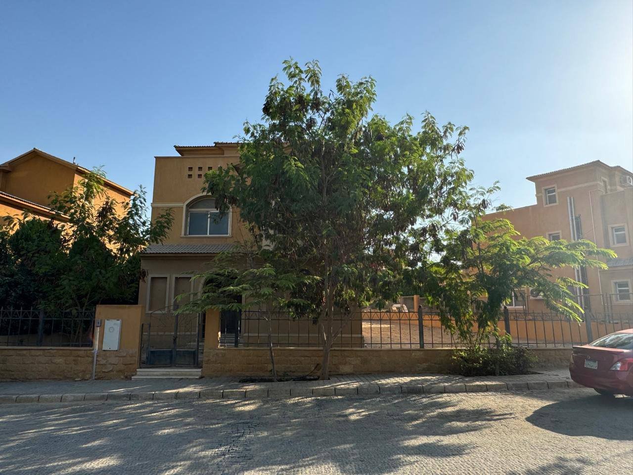 📍 فرصة مميزة جدًا  فيلا في كمبوند ديار بارك – القاهرة الجديدة