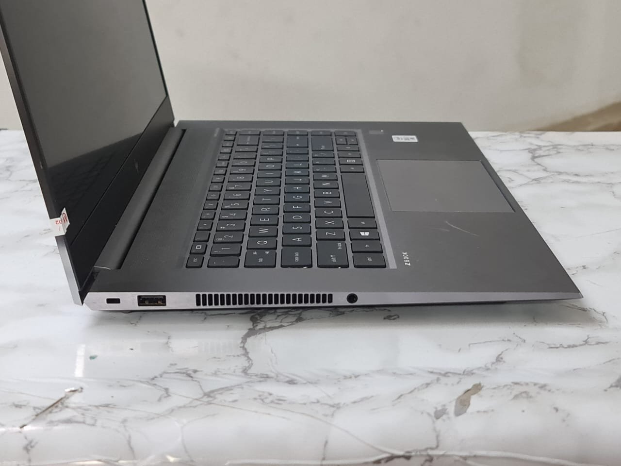 HP ZBook Studio G7 Core i7 10850H – Ram 32 – SSD 512 – Nvidia Quadro t1000 4g ddr4