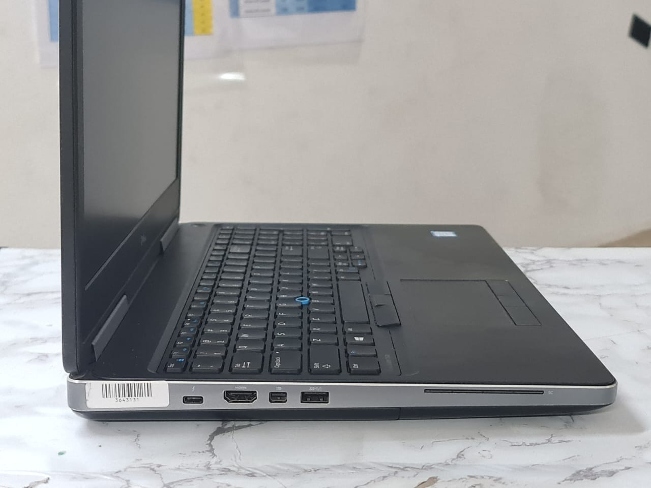 Dell Precision 7520 Core I7 6820HQ RAM 16GB – SSD 512GB – NIVIDIA 4G - 10